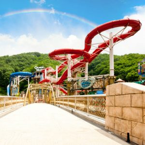 vivaldi-ocean-world-tall-slides-waterpark-entrance