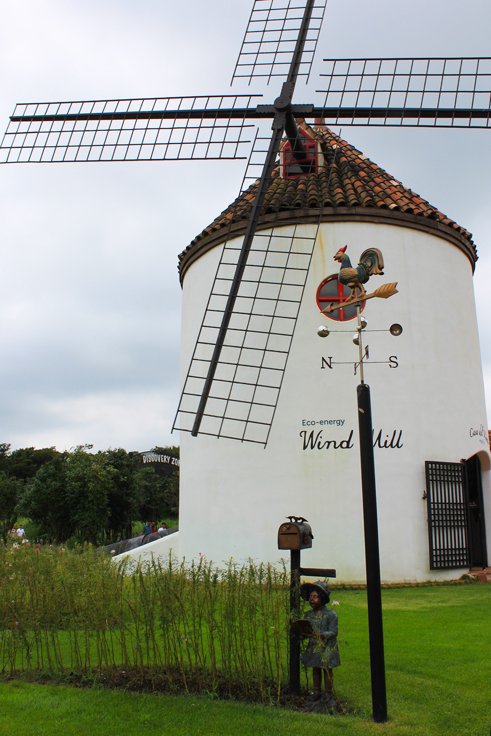 wind-mills-eco-land-jeju-island