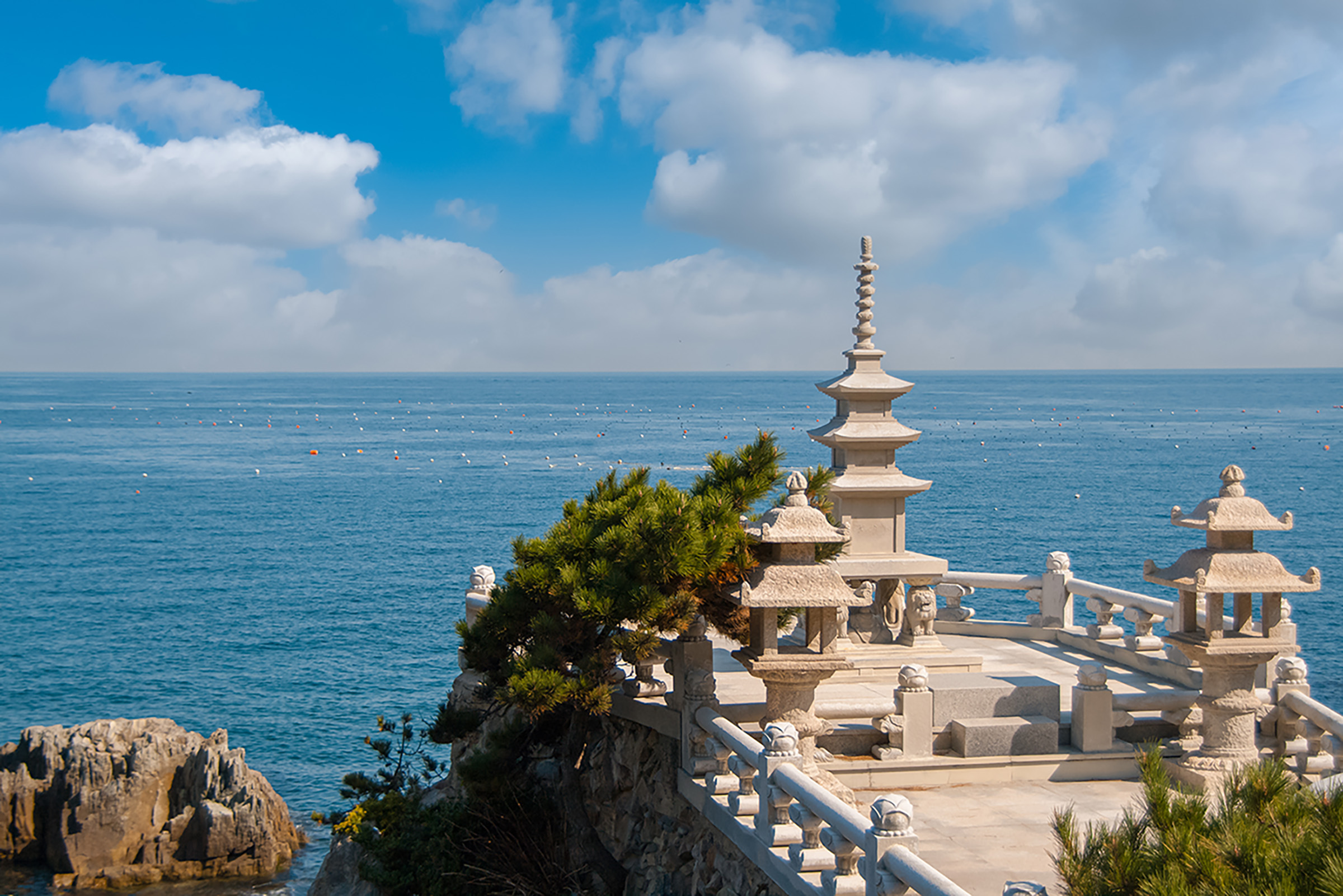 Haedong Yonggungsa Temple coastal view