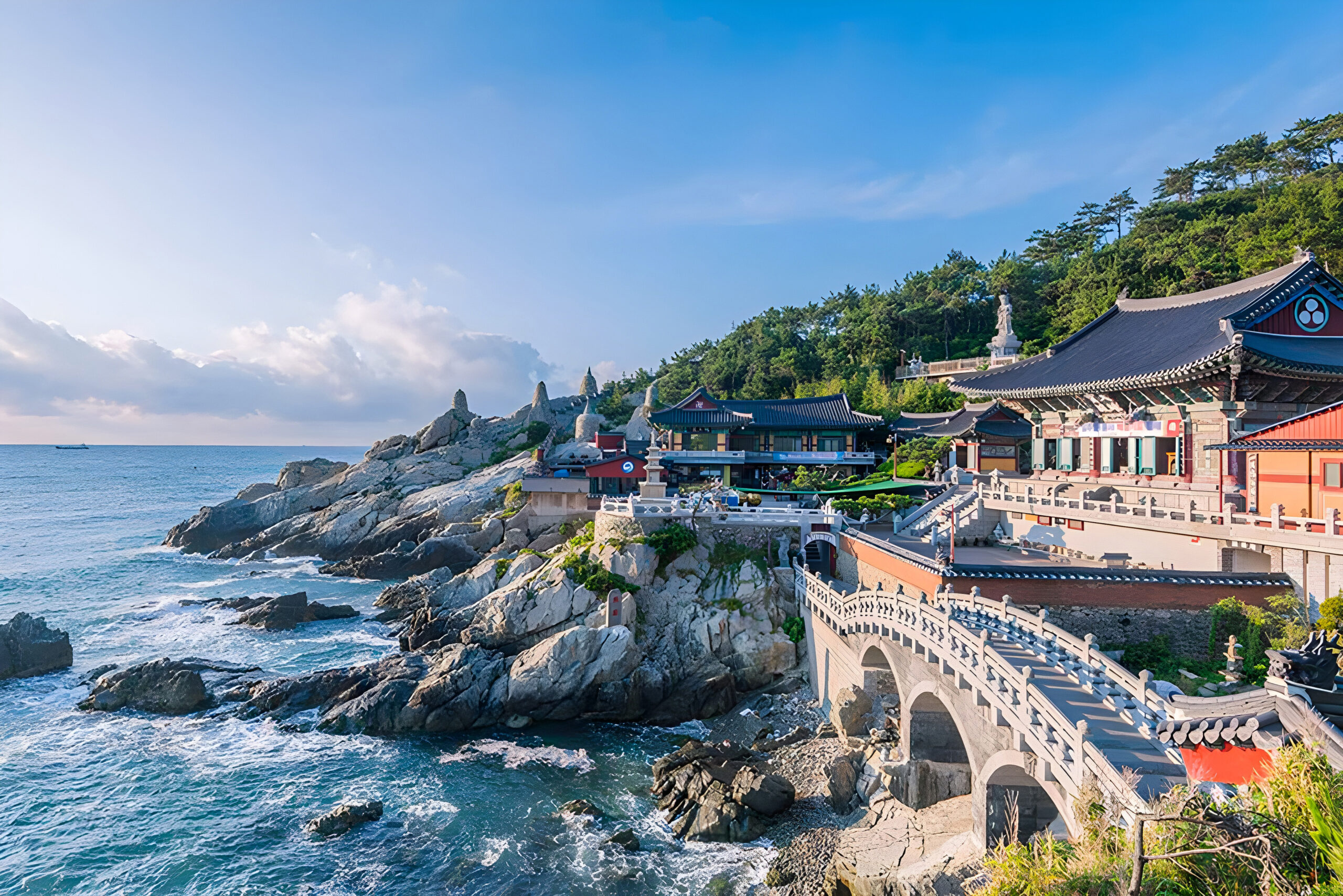 Haedong Yonggungsa Temple by the sea